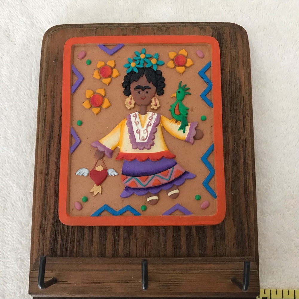 Mexican Frida Kahlo Key Holder 3D in wood Reproduction painting